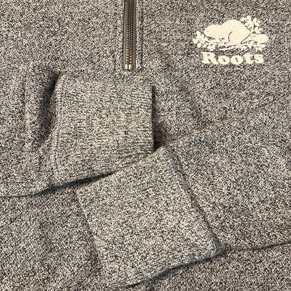 Small Roots quarter zip. Excellent condition:) barely worn! Open for offers! - Picture 3 of 4